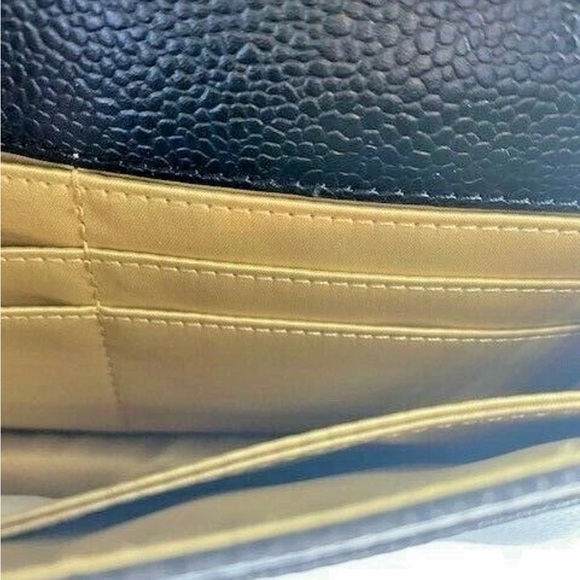 Henri Bendel Black and Grey Carlisle Clutch - Picture 5 of 9